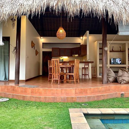 Alizee Villa Seminyak Exterior foto