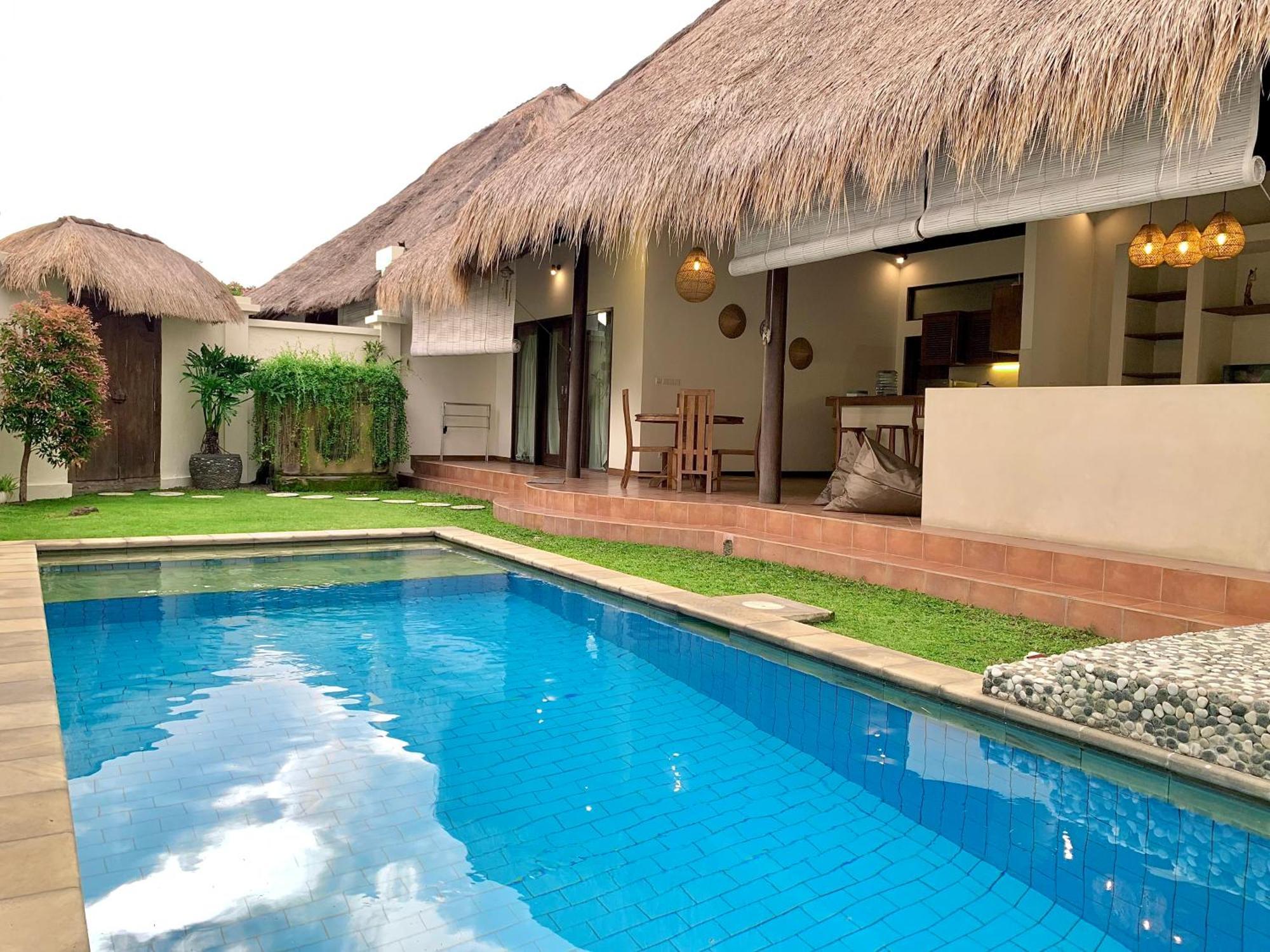 Alizee Villa Seminyak Exterior foto