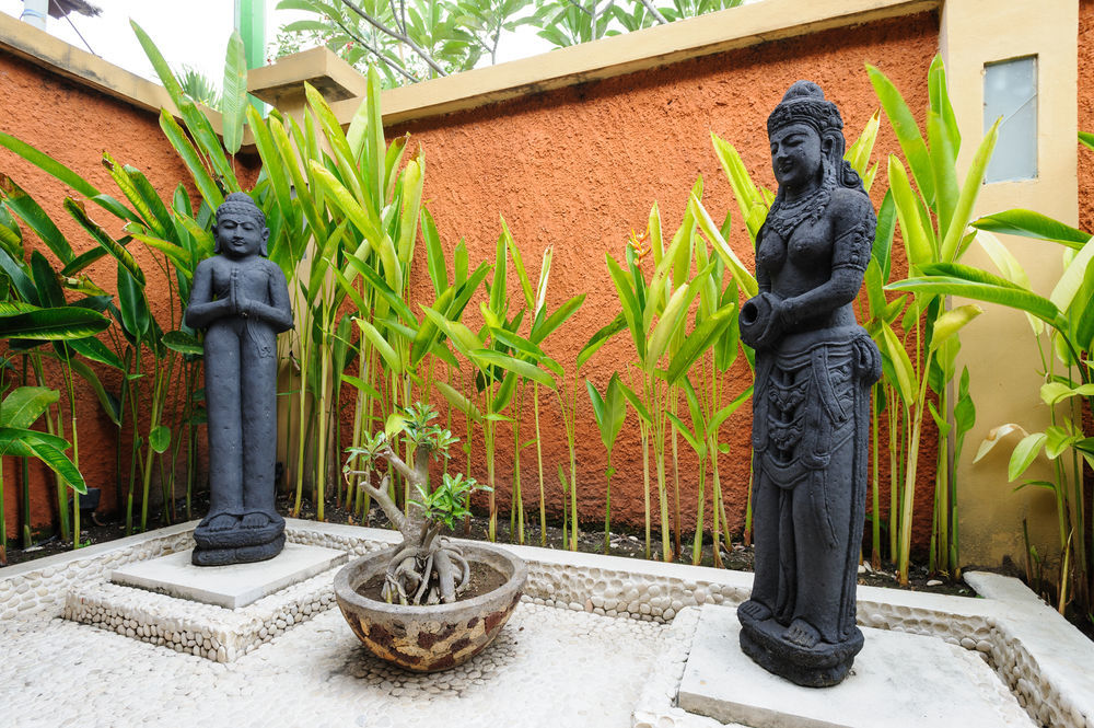Alizee Villa Seminyak Exterior foto