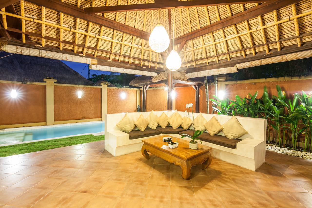 Alizee Villa Seminyak Exterior foto