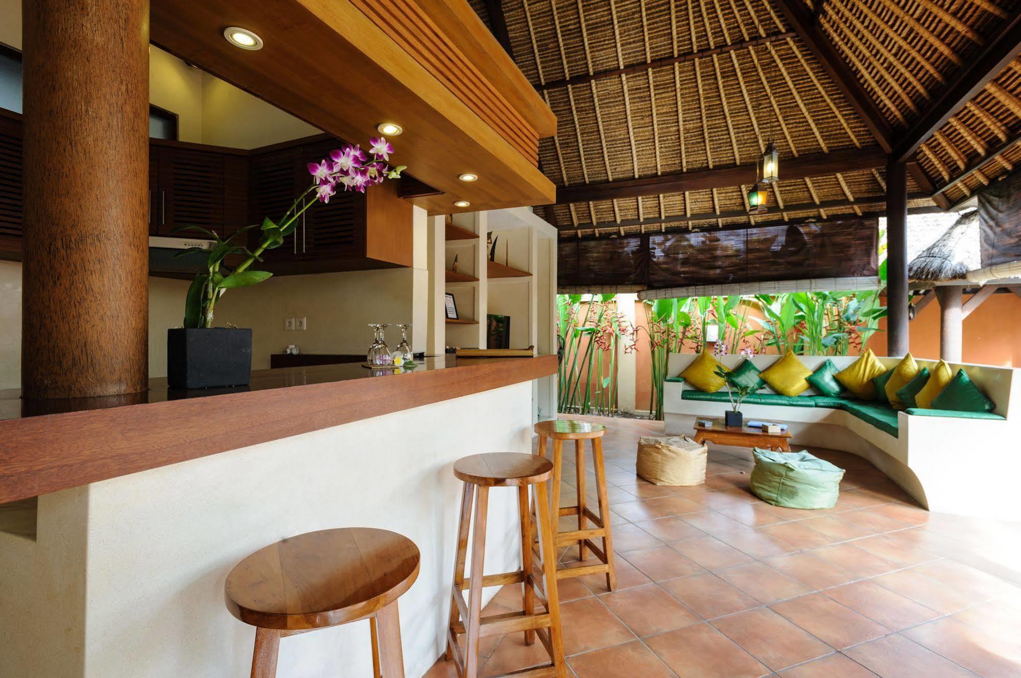 Alizee Villa Seminyak Exterior foto