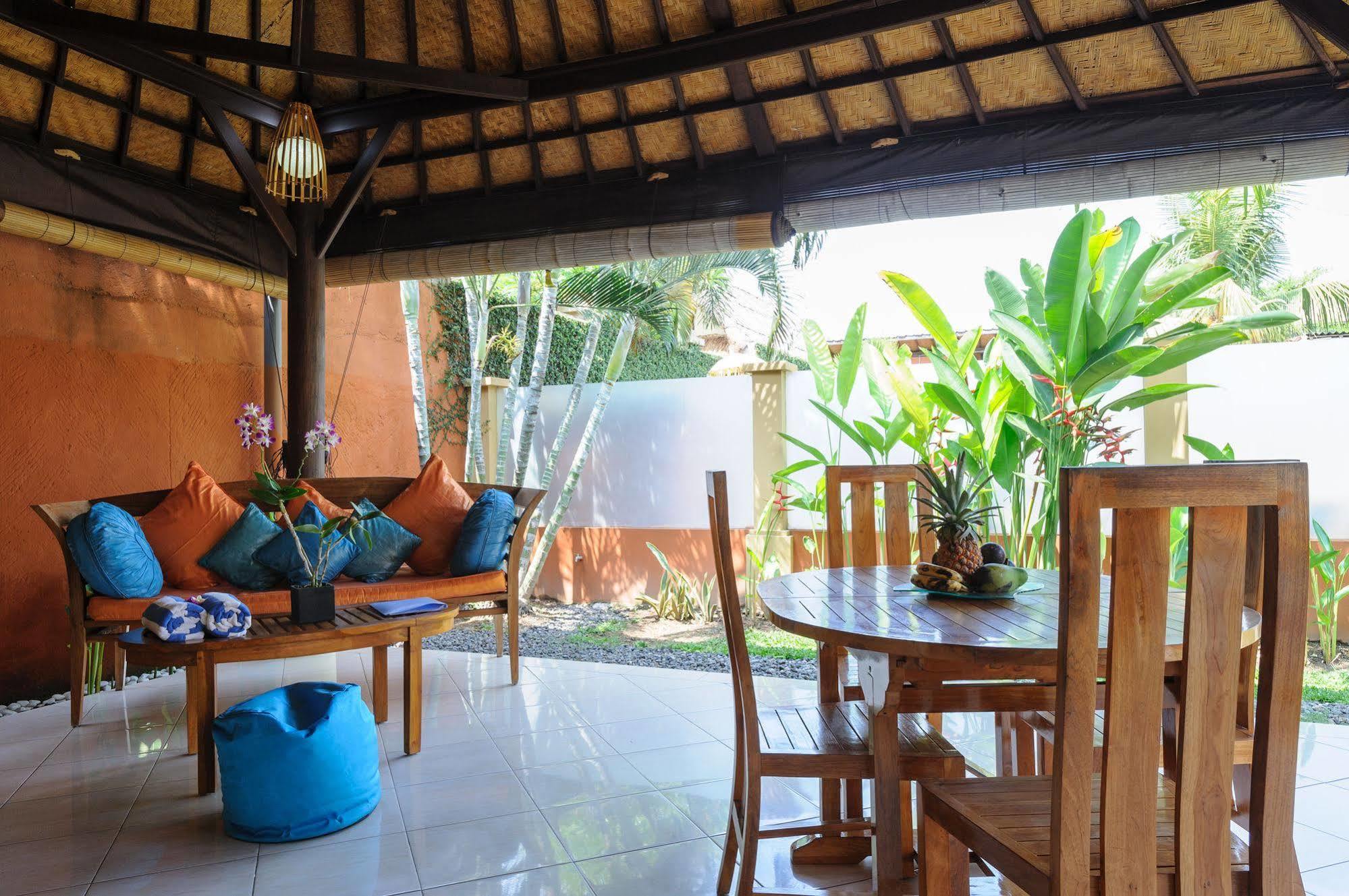 Alizee Villa Seminyak Exterior foto